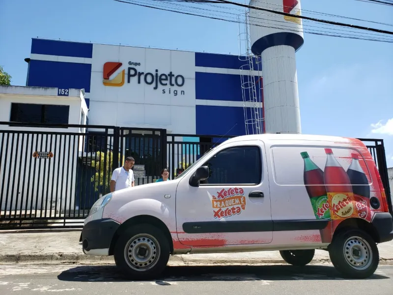 impressão digital em adesivo